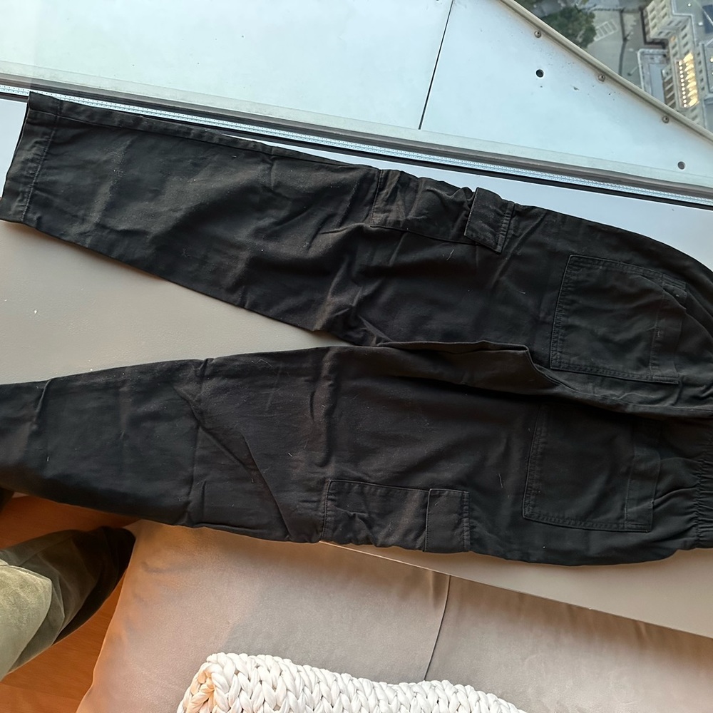 Gap Black Loose Khaki Cargo Pants with Washwell Size S